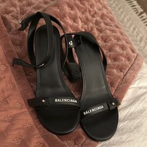 BRAND NEW Balenciaga Black Women's Sandals size 37 never been worn